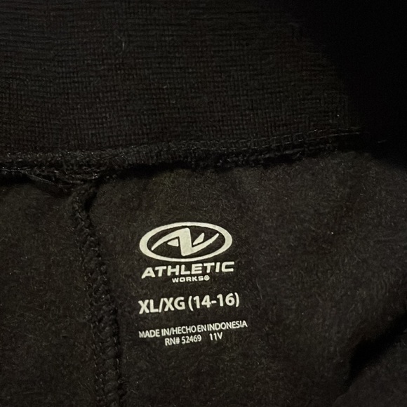 Boys joggers - Picture 2 of 3